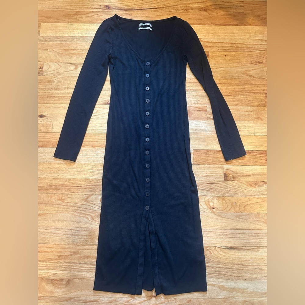 UO Danity Ribbed Shirt Midi Dress in Black size Small - Picture 4 of 4